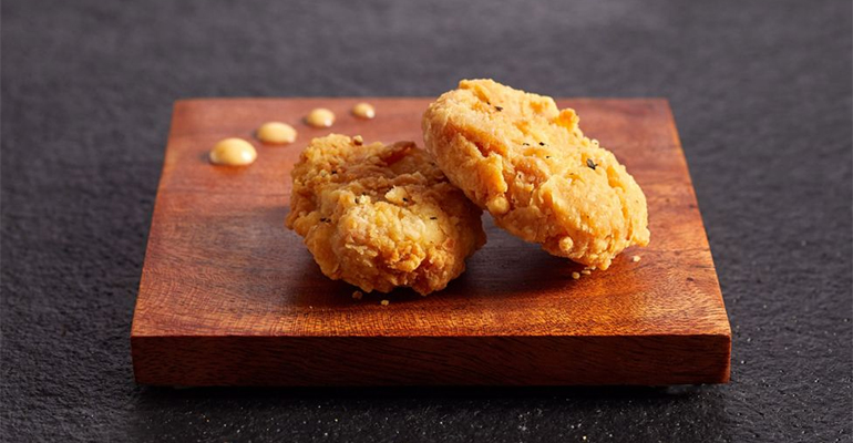 Singapore becomes first country to approve lab-grown meat