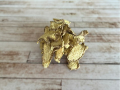 Dried organic ginger in slices