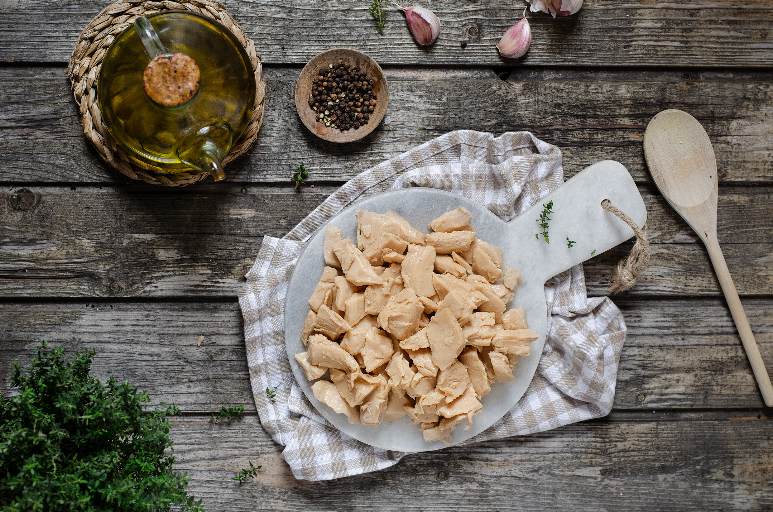 Tuna-flavoured bites