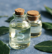 Laurel Leaf Oil