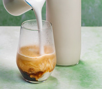 ChickP plant-based barista Milk (application)