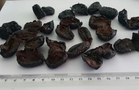 Dried prunes